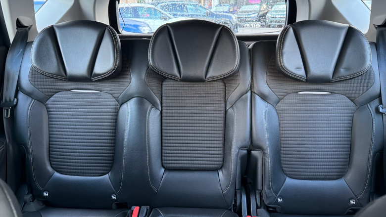 Renault Scenic 1.2 TCE 130 Dynamique Nav 5dr Petrol Estate